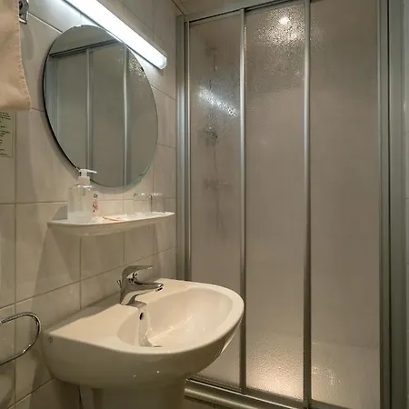 Отель Central-hotel 2*