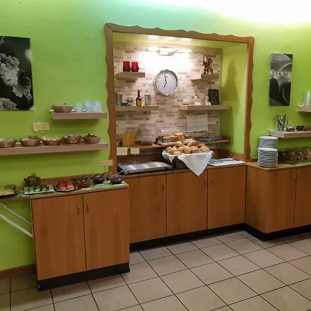 Central-hotel Трабен-Трарбах