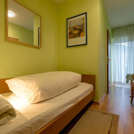 Central-hotel Отель 2*