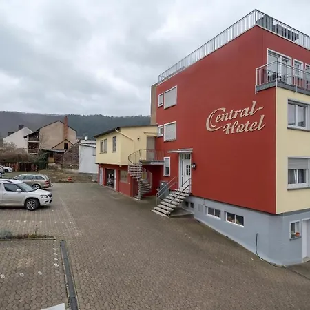 Central-hotel 2*