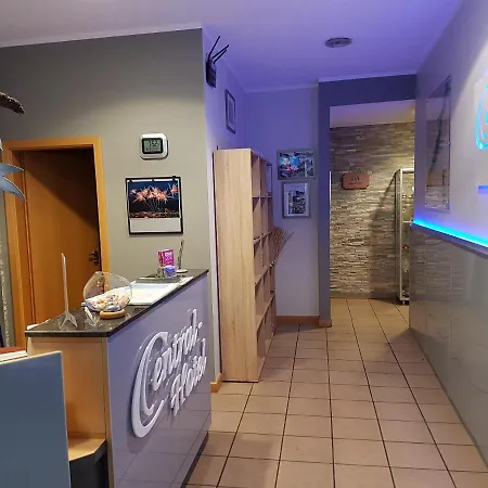 Central-hotel Отель