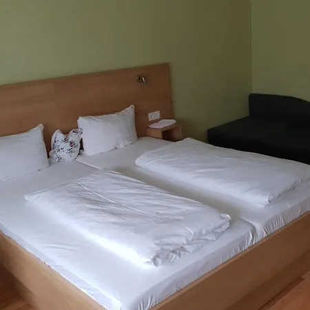 Central-hotel Отель 2*